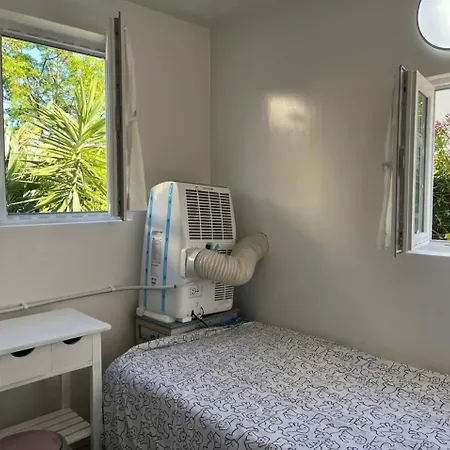 Un T2 équipé à 900m De La Goélands à Laurent Du Apartamento