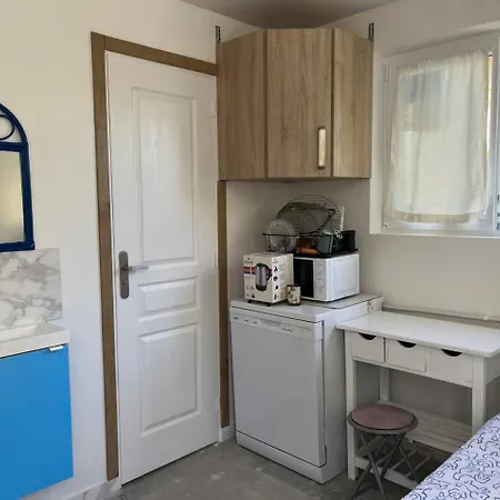Un T2 équipé à 900m De La Goélands à Laurent Du Apartamento *
