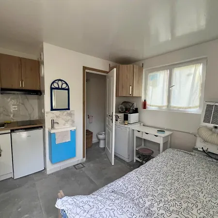 Apartamento Un T2 équipé à 900m De La Goélands à Laurent Du *